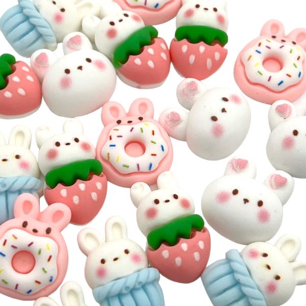 ご覧いただきましてありがとうございます。うさぎのデコパーツです。5種類の個性的なウサギがそろいました。いろいろな用途でご使用ください。※今回入ってきた商品が少し汚れ等があります。ご了承うえ、ご購入お願いいたします。■サイズ：画像を参照くださ...