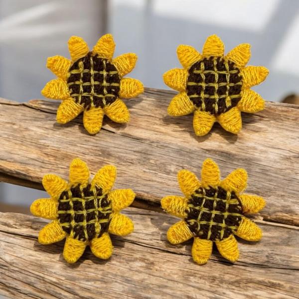 小さめひまわり 刺繍 ワッペン 4個セット 約2cm アップリケ ヘアゴム