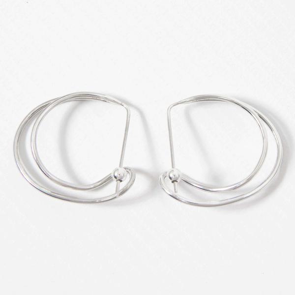 BAR JEWELLERY（バージュエリー） ピアス CROSSED PATHS EARRINGS