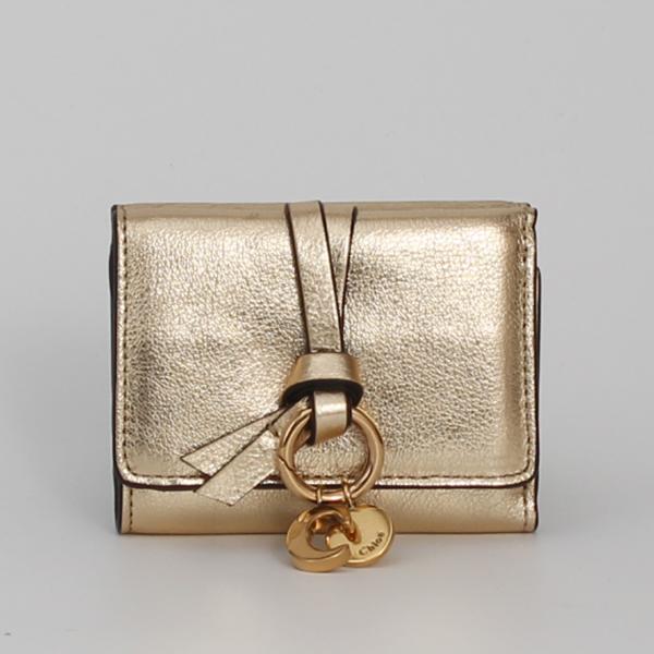 ✨美品✨　Chloe 三つ折り財布　ダリル　スモール トリフォールド　ゴールド Chloe（クロエ） 財布 三つ折り財布 ALPHABET MINI TRI FOLD