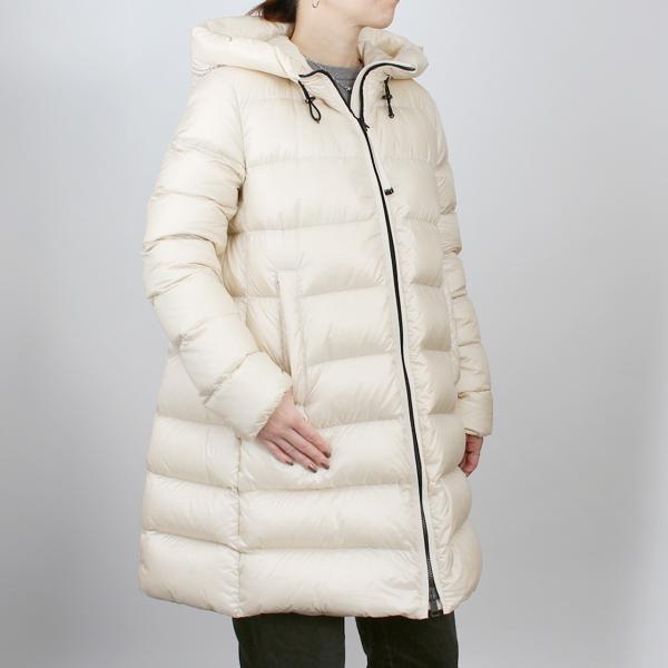 MONCLER（モンクレール） ダウンコート SUYENNE HOODED MID-LENGTH
