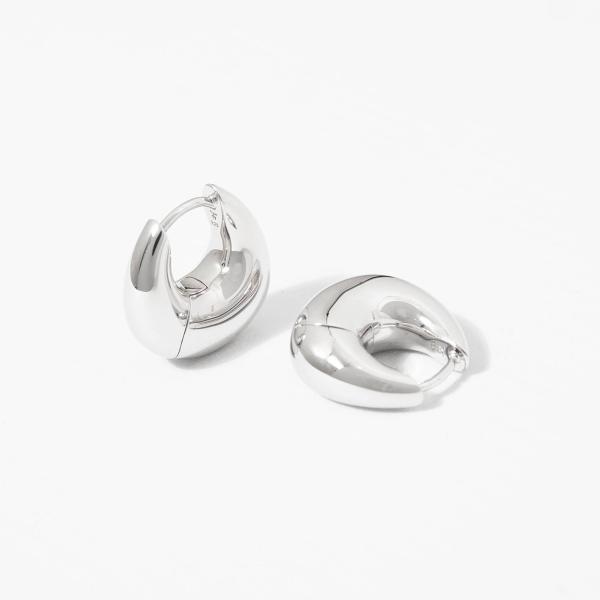TOM WOOD トムウッド ピアス BAO HOOPS SMALL バオ・フープス TOM WOOD トムウッド ピアス BAO HOOPS SMALL バオ・フープス