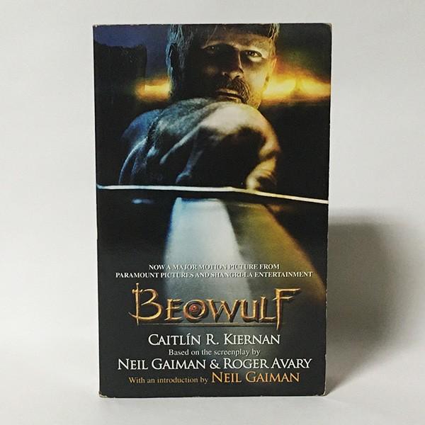 ■種別：中古洋書■著者：Caitlin R.Kiernan（ケイトリン・R・キアナン）■言語：English（英語）※表紙裏、本文フチにヤケあり。※古本ですので相応の使用感やスレ、キズは見られますが、読むにあたっての極端なダメージはありません。