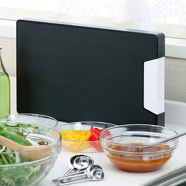 抗菌まな板 かるわざブラック キッチングッズ キッチン用品 調理器具 アイデアグッズ 便利グッズ まな板