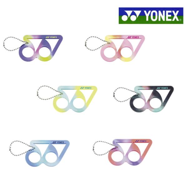 カラーで選べるYYデザインのキーホルダー■品番：AC506■商品名：ロゴキーホルダー■カラー：　001：レッド002：ブルー004：イエロー007：ブラック026：ピンク039：パープル■サイズ：幅49mm×長さ80mm×厚さ5mm■素材：...