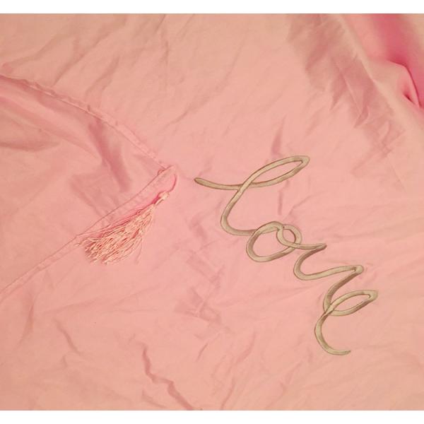 約70 70cm Loveラブ ウォールフラッグ コットン素材 Love筆記体 刺繍 タッセル付き ファブリック ガーランド タペストリー キッズルーム プレゼント Buyee Buyee Japanese Proxy Service Buy From Japan Bot Online