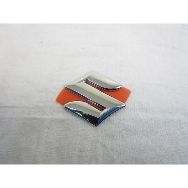 SUZUKI 純正 ジクサーSF250 スズキエンブレンム[タンク部分] #68311