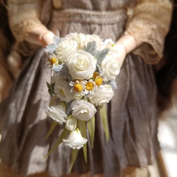 粘土製ミニチュア観葉植物の花嫁ブーケの魅力を分析