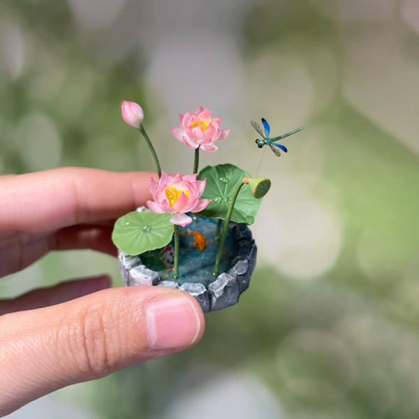 ミニチュア 観葉植物 蓮の花 トンボ 粘土製 ドールハウス ミニチュア