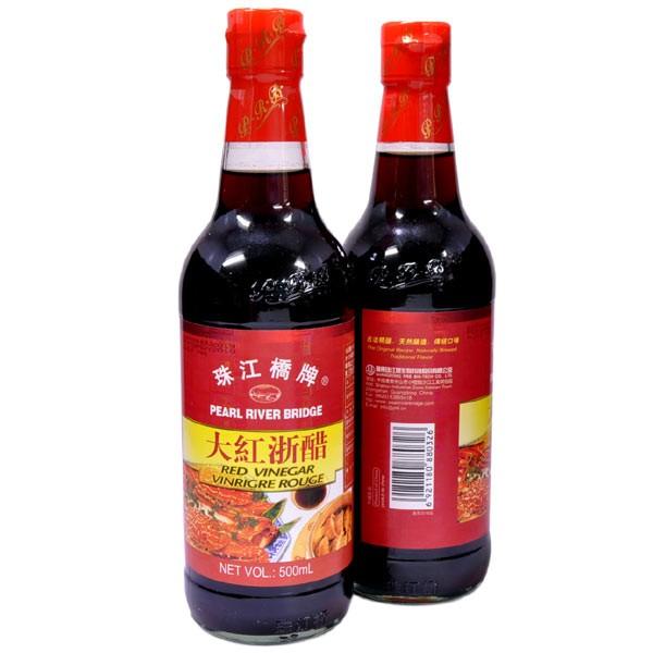 【横浜中華街　超級市場】大紅浙酢500ml 珠江橋牌中国を代表する調味料メーカーの名ブランド【珠江橋牌】の紅酢です。厳選されたもち米を原料として、伝統的な製法で作られる紅酢は、赤ワインのような澄んだ紅色で、まろやかな酸味が特徴です。有名な黒...