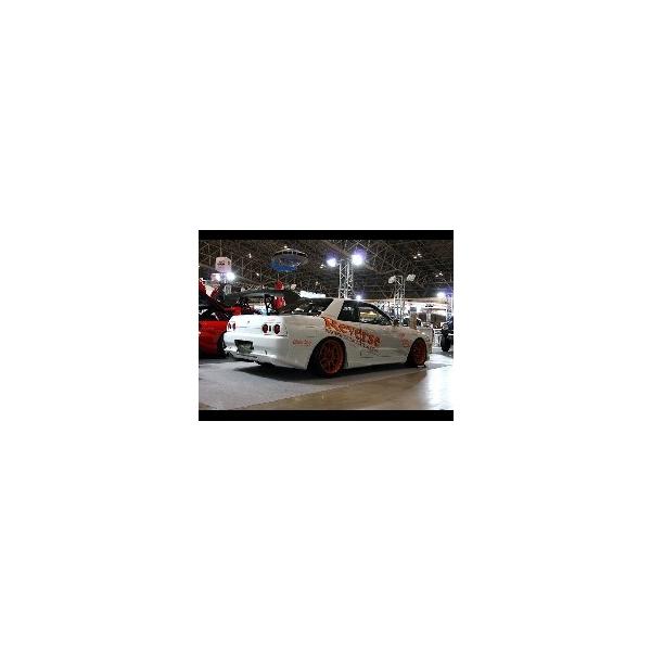 �X�J�C���C�� R32 GT-R ���A�n�[�t�X�|�C���[ �h���� �V���[����