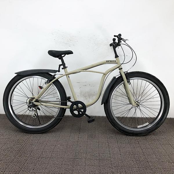 整備済み中古自転車 26インチ 税別¥7.980- 軽快車 白/黒121 燃やす 整備済み中古自転車 26インチ 税別¥7.980- 軽快車 白/黒121 燃やす