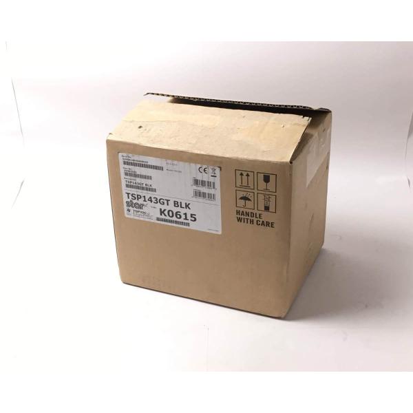 インターフェースはUSB接続です。レシート幅は80mmです。 【メーカー】スター精密【型番】TSP143GT【仕様】 【オプション】 マニュアル、CD-ROMはありませんが、その他の付属品は全て付属します。取り付け金具はありませんでした。【...