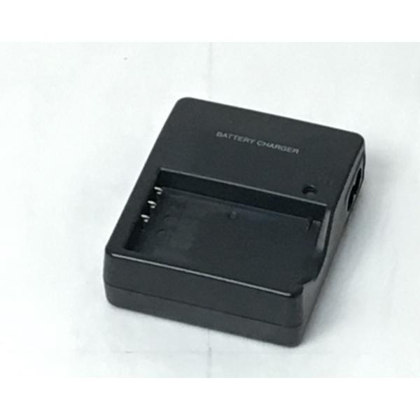 【商品説明】BP-13000-W Li-ionバッテリー 充電器です　Furuno Finpad800シリーズのハンディ用電池等に対応しています。 【メーカー】FURUNO【型番】BC-12000-W【仕様】 【オプション】 本体とACケー...