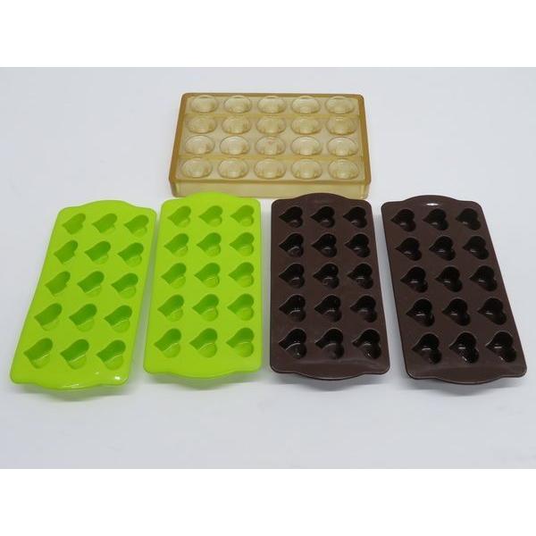 D1855◇製菓用品◇チョコレートモールド(兜型)・シリコンチョコレート