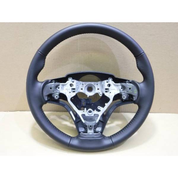 ヴォクシー ZWR80W 純正ハンドル