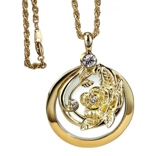 お出かけに便利！老眼鏡がなくても大丈夫。メガネをかけなくても使える、アクセサリー感覚のお洒落な、ペンダントルーペ若々しいカメリアにキラキラ美しく輝くストーンを透かし彫りされたカバーをスライドすると拡大鏡のレンズが現れます。スライド式なのでル...