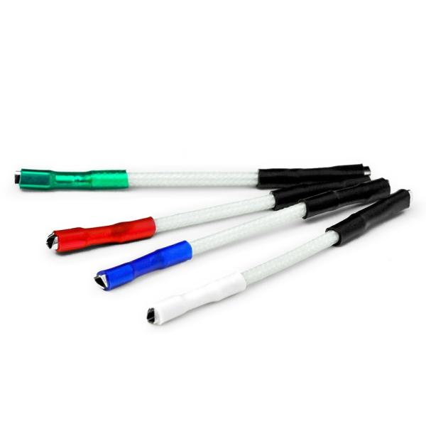 強い意志と独創性を追い求める探究心。高度な生産管理の下高周波電気炉による連続鋳造、19工程にも及ぶ冷間圧延、2度に渡る焼鈍作業、ダイヤダイスによる引き抜き加工、スキンパス処理などを行い、銀の純度が高いだけでなく、結晶粒界に隙間のない高品質な...