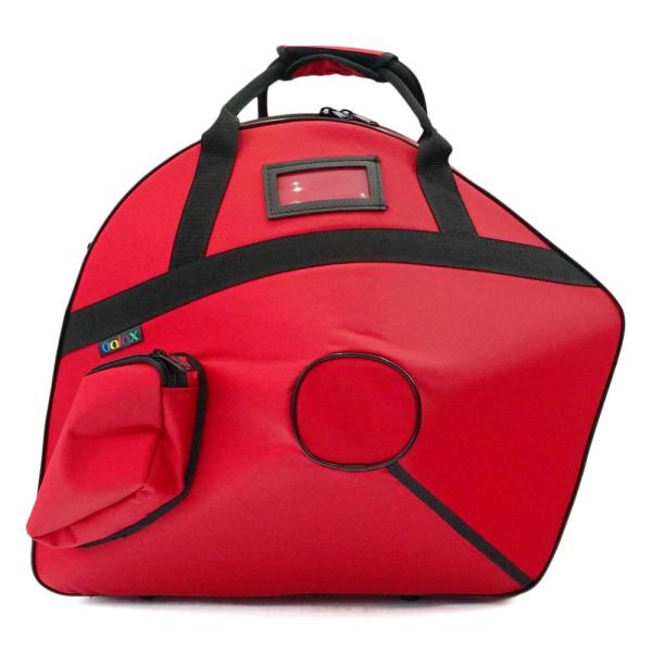 ベルカット専用に作られたケースです。硬質グラスファイバー製で内面の特殊加工により、わずか2,200gの軽さで大人が座っても大丈夫な強度を実現。本体の上にベルが重なる設計で大変コンパクトに収納できます。小物入れ付きです。