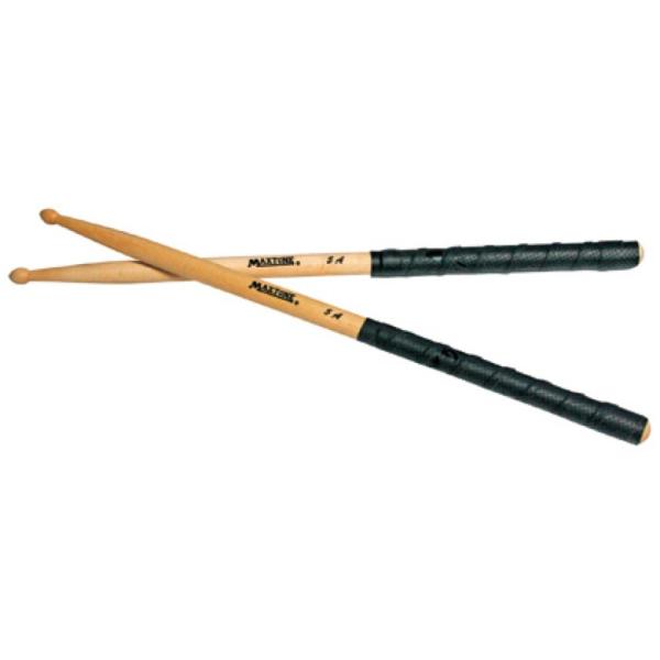 MAXTONE ADWC-X/NS ドラムスティックMAXTONEスタンダードモデルのドラムスティックのグリップにテープ・グリップを巻いたモデルです。テープを巻いたことによって握りやすく、勢いよくスティックを振って音量を出すことが可能です。...