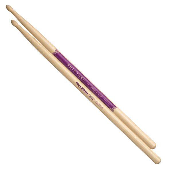 LERNI レルニ H-150SAW 真太郎(UVERworld)モデル ver.4 ドラムスティックスタンダードなオーバルチップの\“H-150AW\”に、紫のオリジナルロゴをプリント。太めのグリップとややグリップ寄りのバランスの組み合わ...