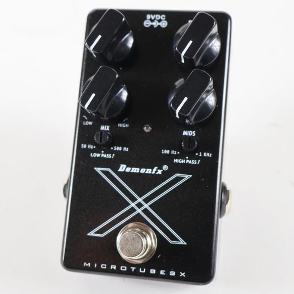 【中古】 ベースディストーション Demonfx デモンフックス MICROTUBES X ベースエフェクター  Demonfx MICROTUBES X の中古品です。  使用感のあるコンディションです。 商品内容：本体のみ  小傷、塗装...
