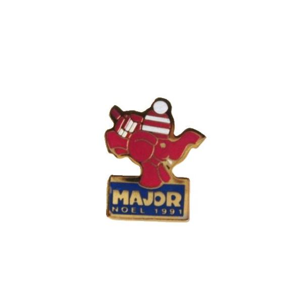 ピンズ MAJOR フランス ヴィンテージ ピンバッジ ノエル 象 エレファント ノベルティ