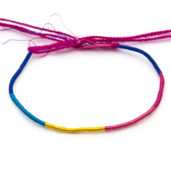 細い巻きミサンガ ９ Rolledelgada09 メキシコ中南米市場シンコ 通販 Yahoo ショッピング