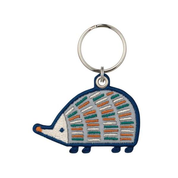 「キーホルダー」 キーリング fikalycka リフレクター刺繍キーリング HEDGEHOG デコレ 反射板 キーホルダー 両面にリフレクター生地を使用した交通安全グッズ 通学、通勤の安全管理におすすめのアイテムが登場こちらは刺しゅうでデ...