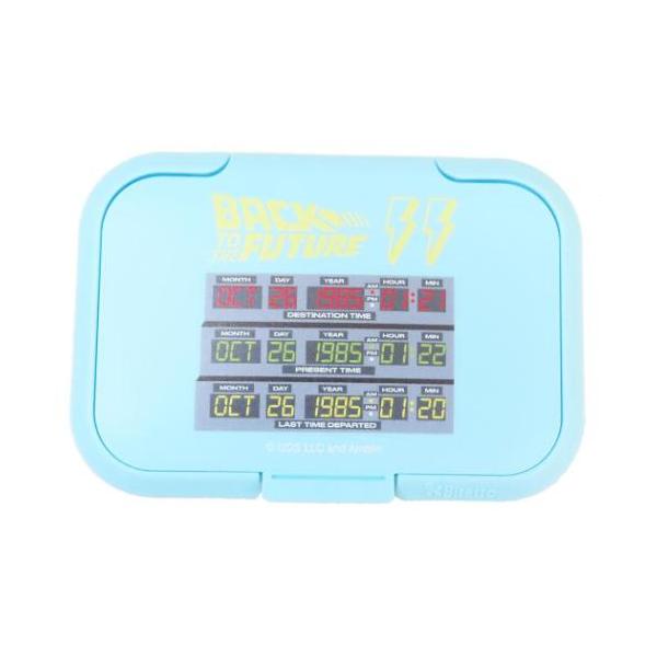 「健康 衛生雑貨」 ウェットシートフタ バックトゥザフューチャー ビタット ブルー 便利雑貨 市販のウェットシートなどのパッケージに貼りつけるだけ   大ヒット映画[BACK TO THE FUTURE/バックトゥザフューチャー]グッズにま...