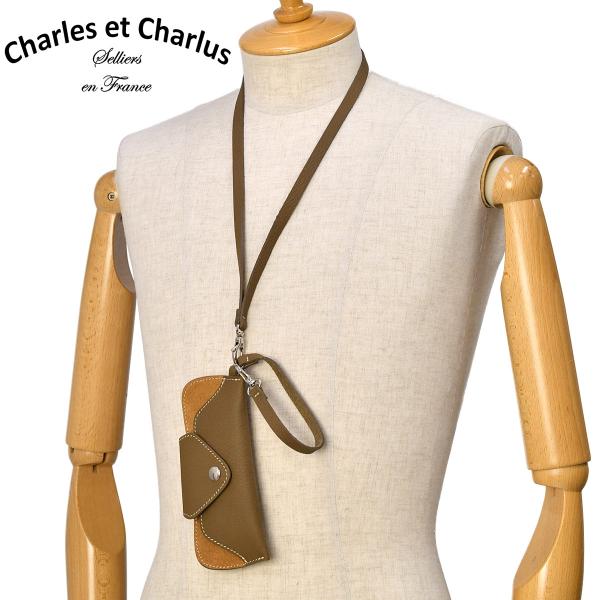 サイズ縦：約 7 cm横：約 16.5 cm素材表側：牛革裏側：豚革