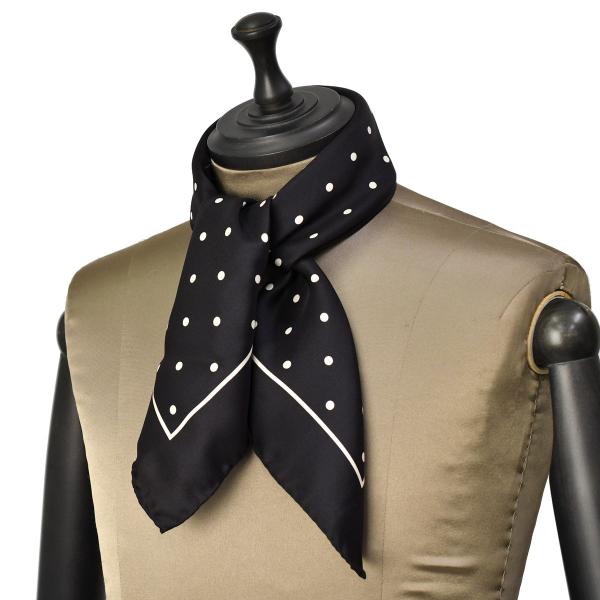 cinqueunaltro_gierre0007blk