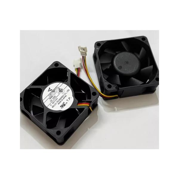 新品 三菱電機 インバータ FR-D720-1.5K FR-D720-3.7K FR-D740 新品 三菱電機 インバータ FR-D720-1.5K FR-D720-3.7K FR-D740