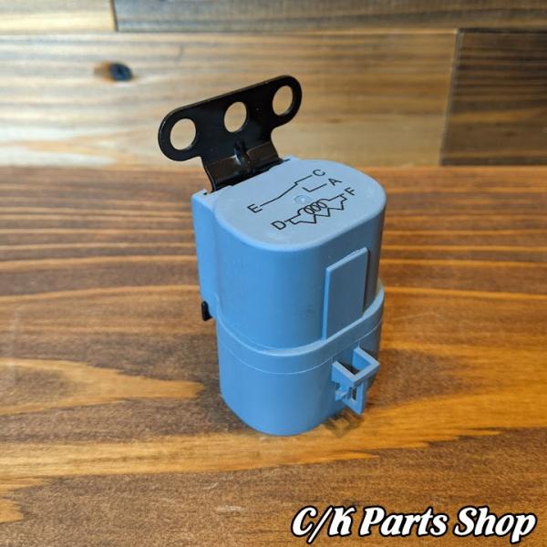 フューエルポンプリレー オーバル 5PIN STANDARD 88-94 C1500 フューエルポンプリレー オーバル 5PIN STANDARD 88-94 C1500