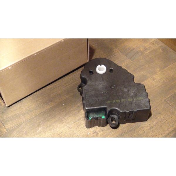 HVAC エアコン モードドア・アクチュエーター風向切替 ハマーH2 シボレー HVAC エアコン モードドア・アクチュエーター風向切替 ハマーH2