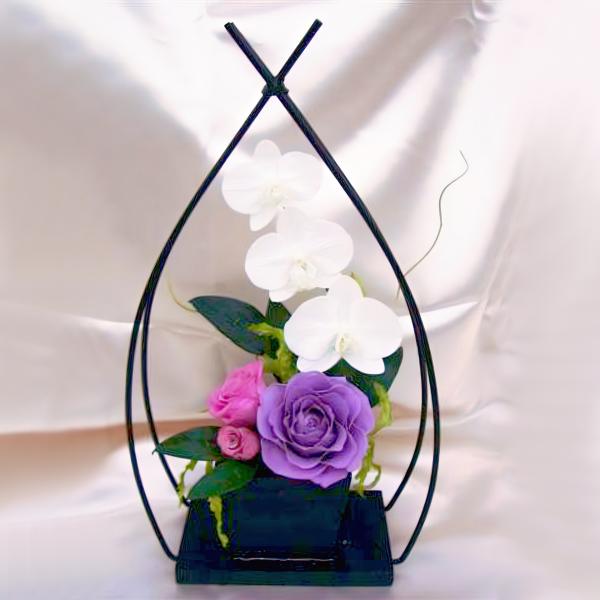 極上フラワーアレンジ　 プリザーブドフラワー　胡蝶蘭　造花無し プリザーブドフラワー 送料無料 お祝い 誕生日 枯れない花 和風