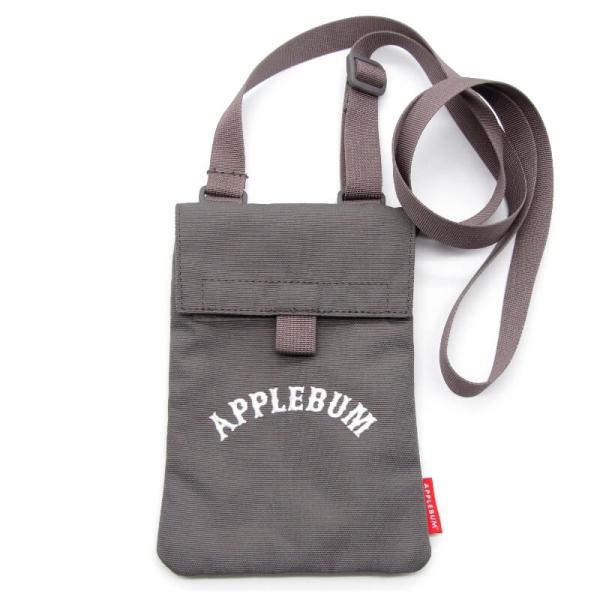 【APPLEBUM】ロゴ刺繍 ウエストバッグ ショルダーバッグ（新品） APPLEBUM（アップルバム）の「Logo Big Square Bag（ショルダー