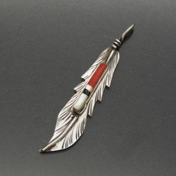 Freddie Barney ナバホ族 ペンダント インレイ フェザー フレディ