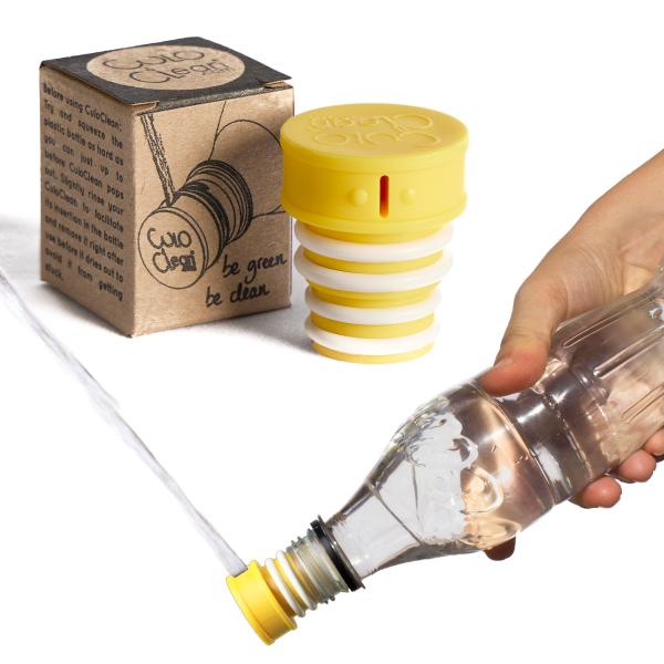 CuloCleanは、ペットボトルに差し込むだけで使える、超軽量でコンパクトなポータブルビデです。旅行、アウトドア、防災など、様々なシーンで清潔を保てます。2.29cmと2.54cmの2段階の差し込み口で、日本規格のほとんどのペットボトルに...