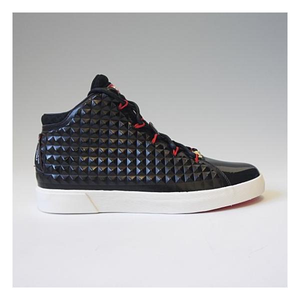 NIKE LeBron ＸＩＩ NSW Lifestyle QS ナイキ レブロン12ライフ