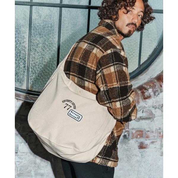 seventy seven ニュースペーパーバッグ embroidery newspaper bag