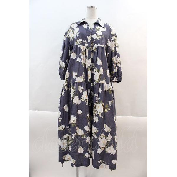 INGEBORG /花柄シャツワンピース グレー I-24-07-20-069-LO-OP-HD