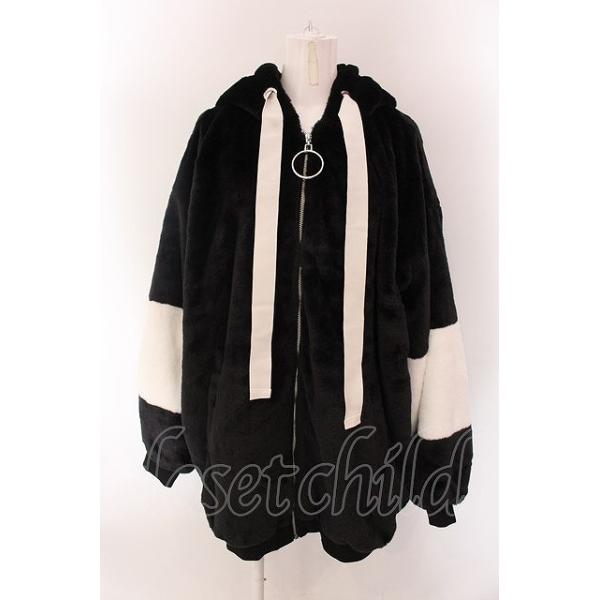TRAVAS TOKYO / Drip Logo Faux Fur Hoodie F ブラックxホワイト O-25