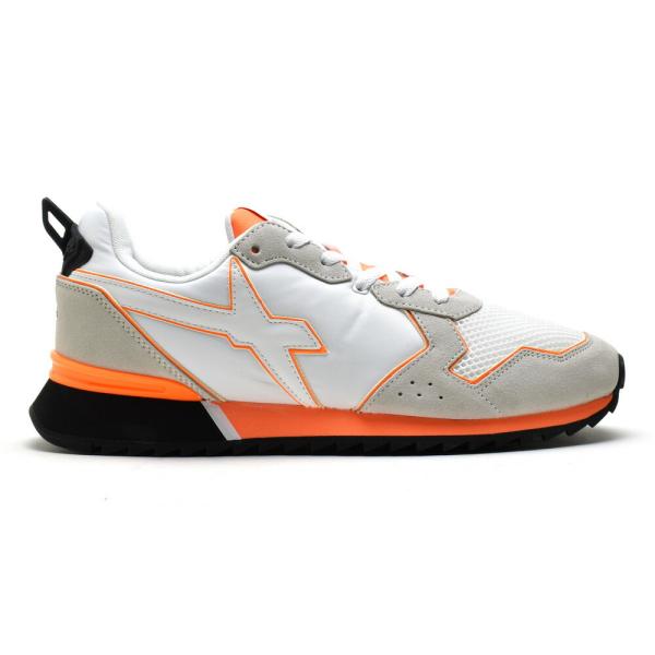 ホワイト/オレンジ スエード スニーカー ホワイト/オレンジ スエード スニーカー - メルカリ