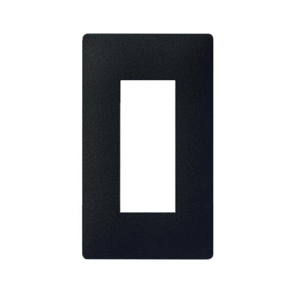 他サイト： パナソニック 配線器具【WTL7003BK】アドバンスシリーズ コンセントプレート 1連用 3コ用 マットブラックの商品画像