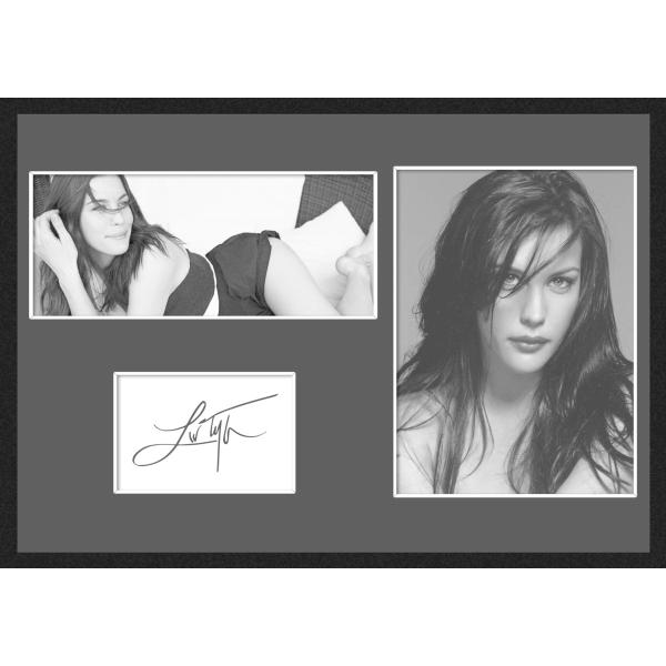 5種類!Liv Tyler/リヴ・タイラー/女優/映画/サインプリント&amp;証明書付きフレーム/BW/モノクロ/ディスプレイ(4-3W)