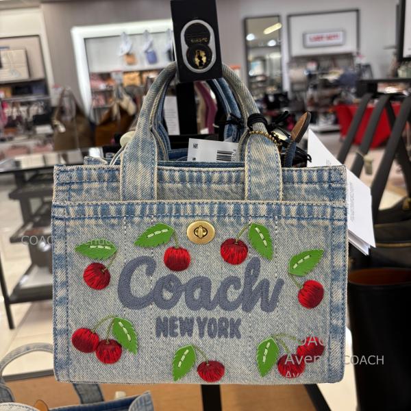 コーチ　トートバッグ　ほぼ未使用超美品　【終了】 コーチ トートバッグ/ショルダーバッグ/クロスボディ バッグ
