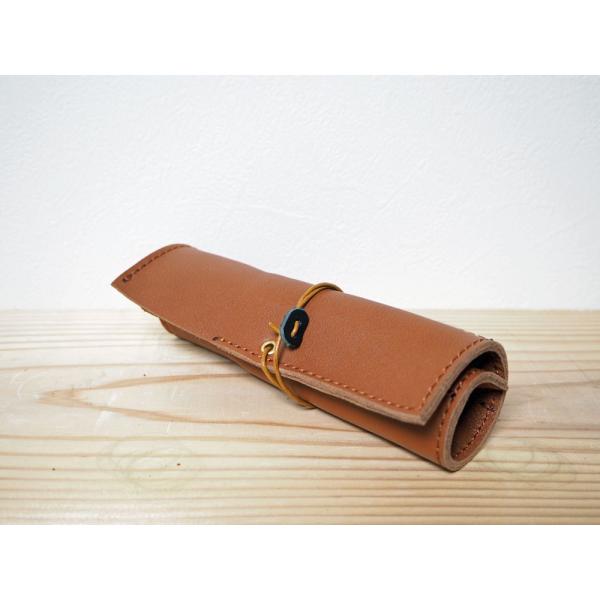 ペンケース おしゃれ 革 くるくる 巻き巻き 筆箱 日本製 手作り 使うほど味が出る 赤茶 受注生産 Buyee Buyee 日本の通販商品 オークションの代理入札 代理購入