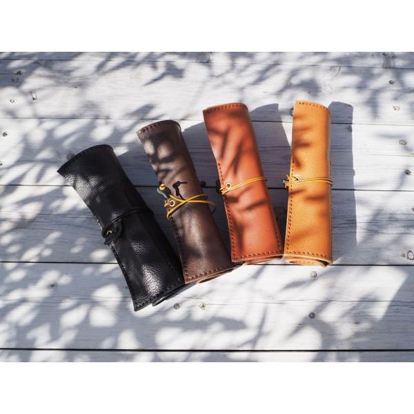 ペンケース おしゃれ 革 くるくる 巻き巻き 筆箱 日本製 手作り 使うほど味が出る 赤茶 受注生産 Buyee Buyee 日本の通販商品 オークションの代理入札 代理購入