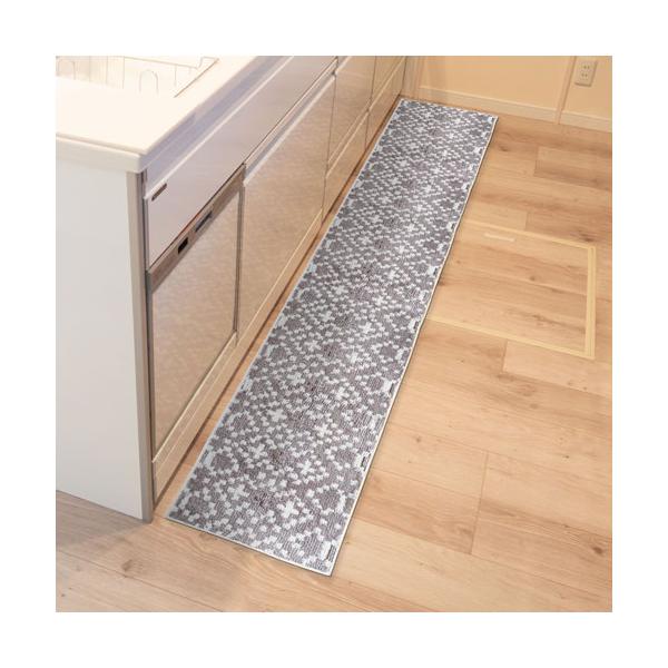 ●パイル部がフラットで掃除機がかけやすく、引き出しに引っかかりにくい●ふんわりとした柔らかく、やさしい肌触りのポリエステルの糸を使用しています。●マットの裏面には滑り止め加工を施しました。■素材ポリエステル100％■サイズ45X252cmお...